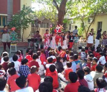 Bachpan, Dr. Yagnik Road